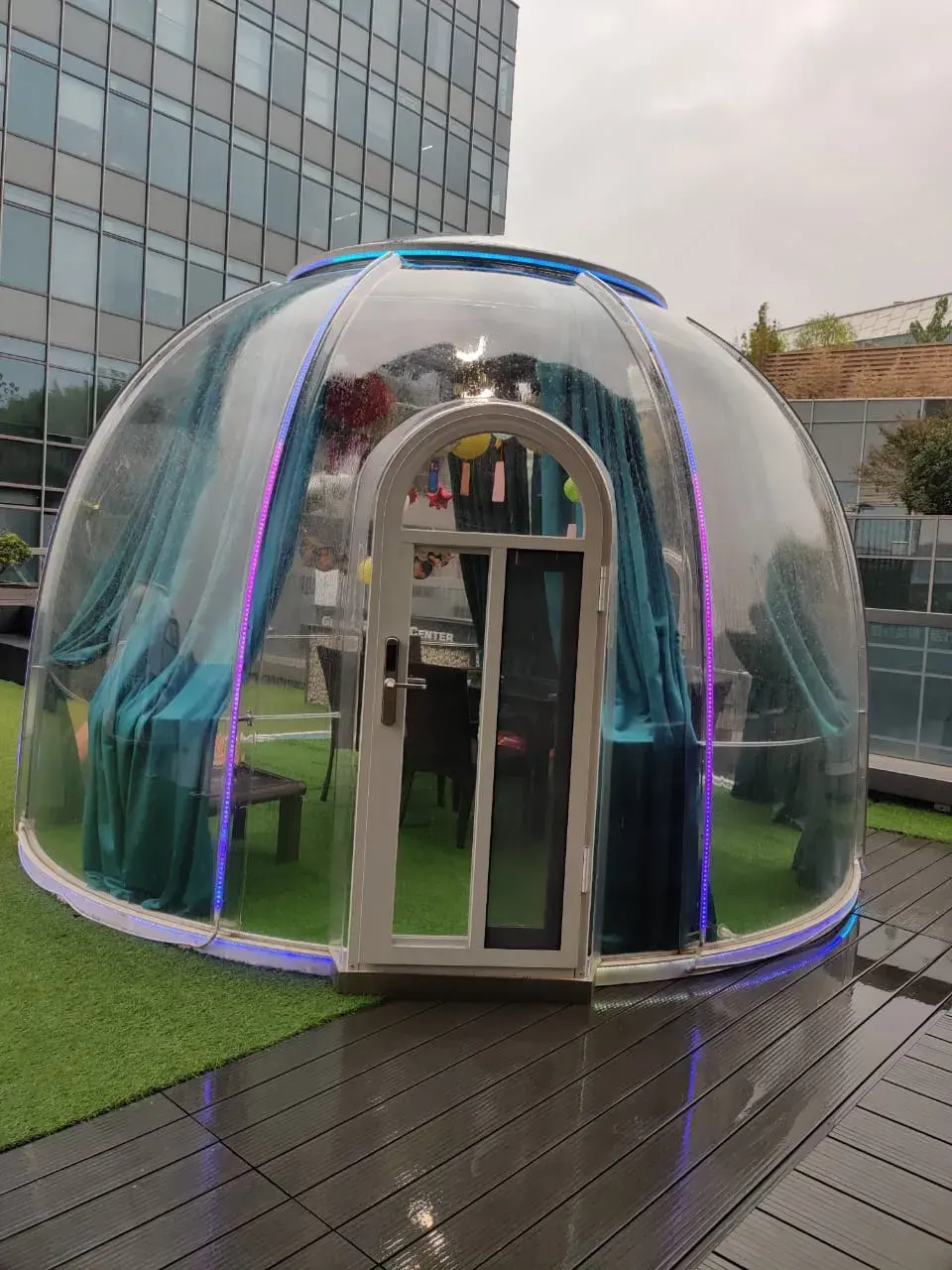 Cita Dome- A Bubble Home4